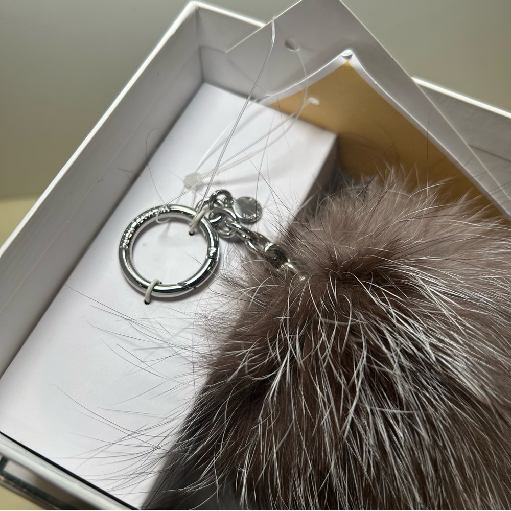 Michael Kors Keychain - Picture 4 of 9